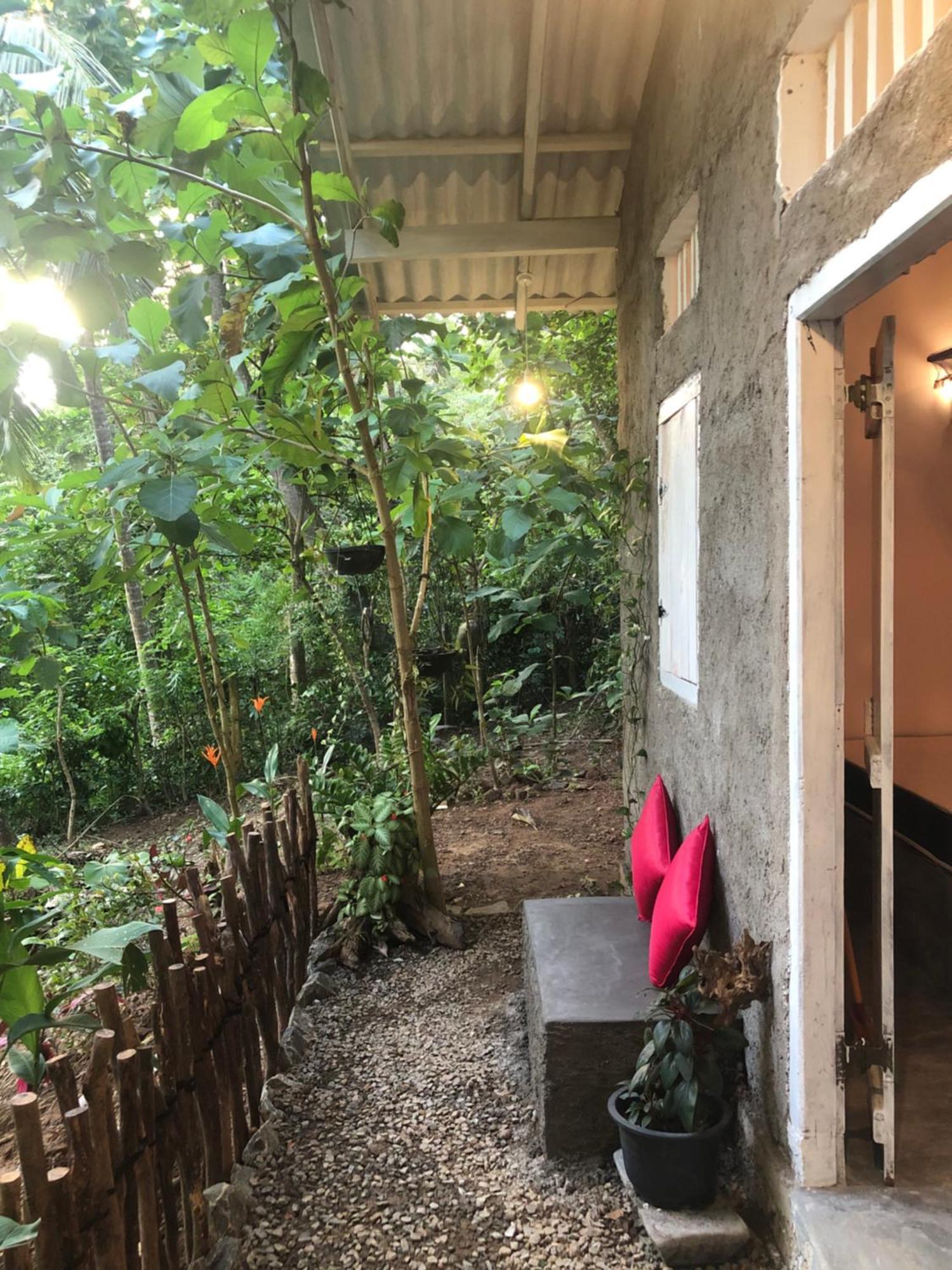 Linu Homestay ديكويلاّ تين المظهر الخارجي الصورة