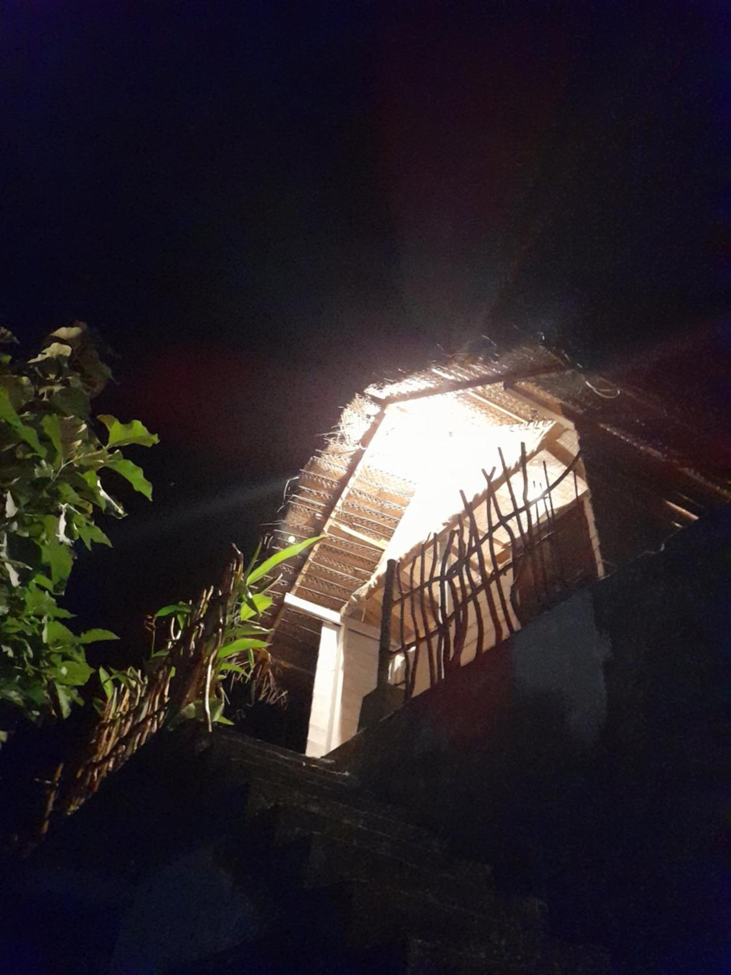 Linu Homestay ديكويلاّ تين المظهر الخارجي الصورة